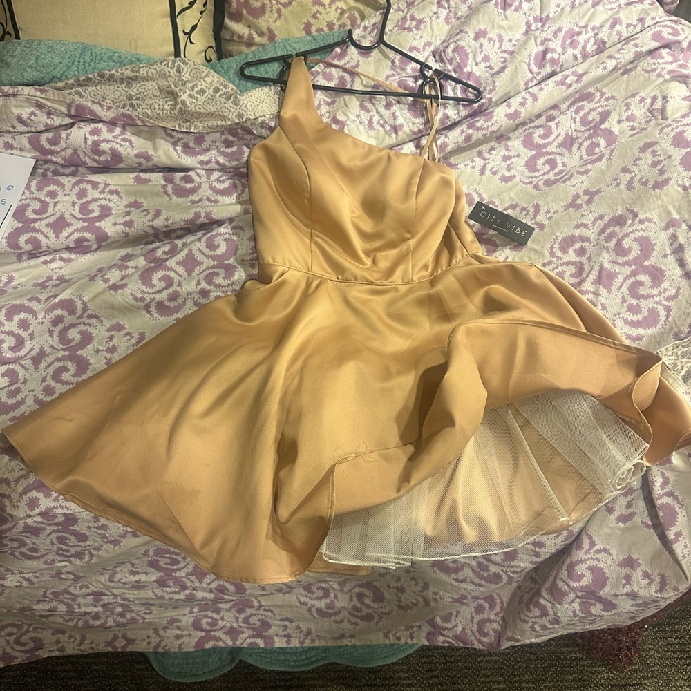 Elegant One Shoulder Dress in Gold by City Triangles